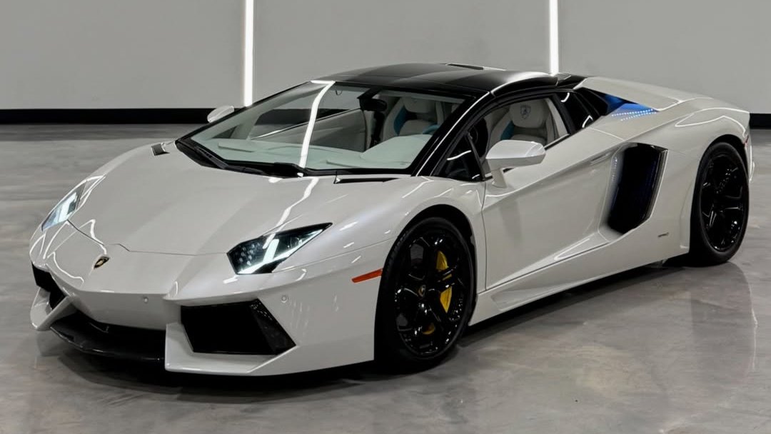 ManZonex's tweet photo. Lamborghini Adventor Roadster https://t.co/cFT9glgORt