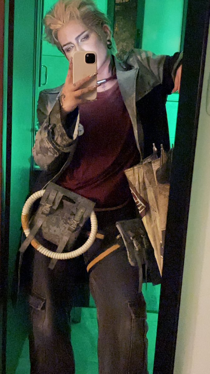 GhostDraCos's tweet photo. My Enjin cosplay is done!!
#gachiakuta #gachiakutacosplay #enjincosplay #enjingachiakuta https://t.co/MNc5wYobkU