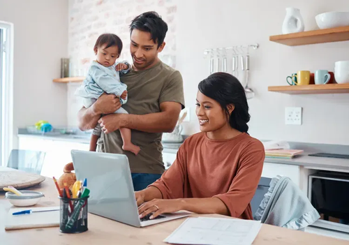 Financial_Guy's tweet photo. Would a higher-income job make you happier even if it comes with longer hours or a longer commute? https://t.co/yvsymCkS7r https://t.co/MWXnWFWdxV