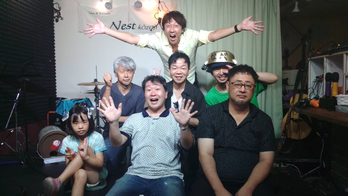 revrevrev2022's tweet photo. 昨日はnestへ行こうvol.2 ありがとうございました、久々のソロの歌楽しかったです！ https://t.co/UTZl3IKO1E