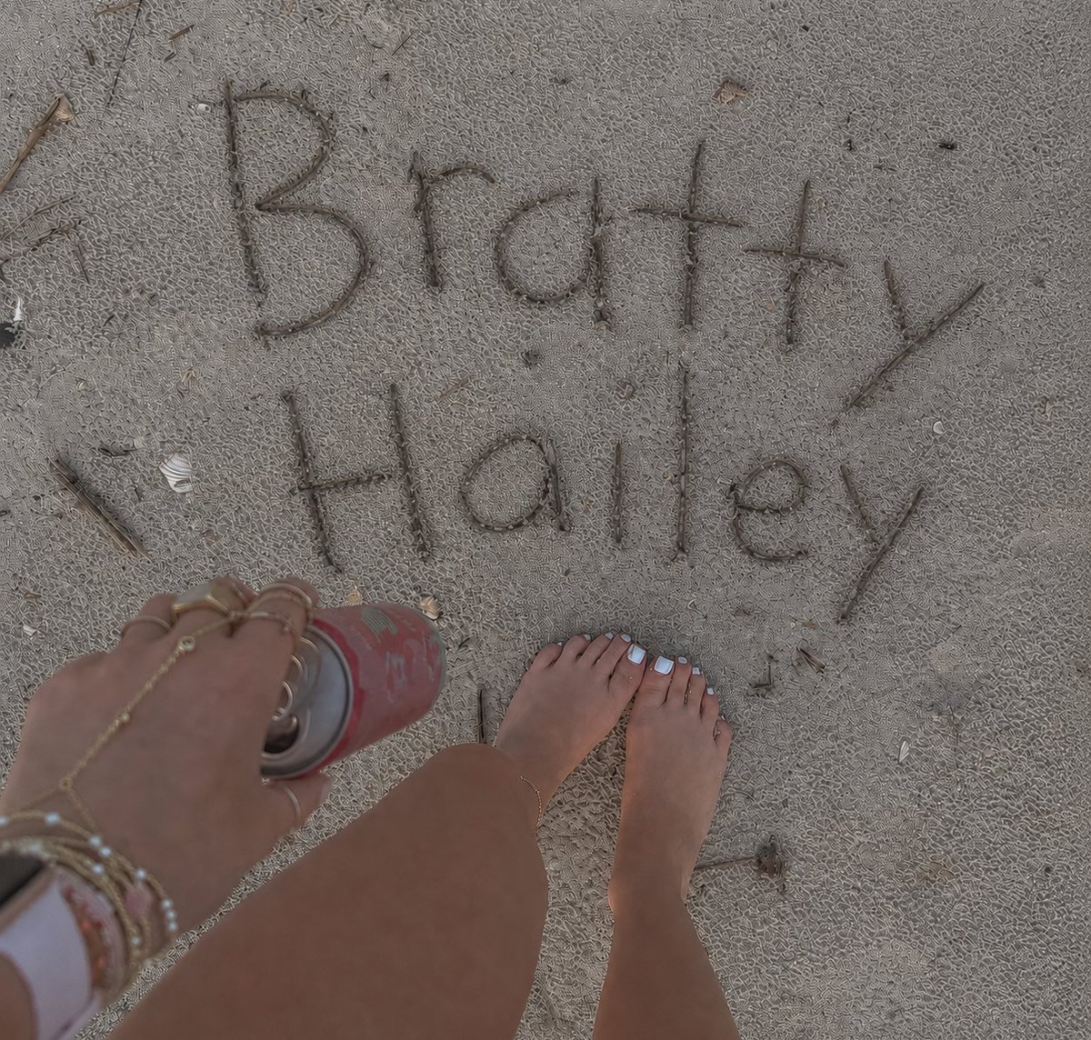 Bratty Hailey tweet media