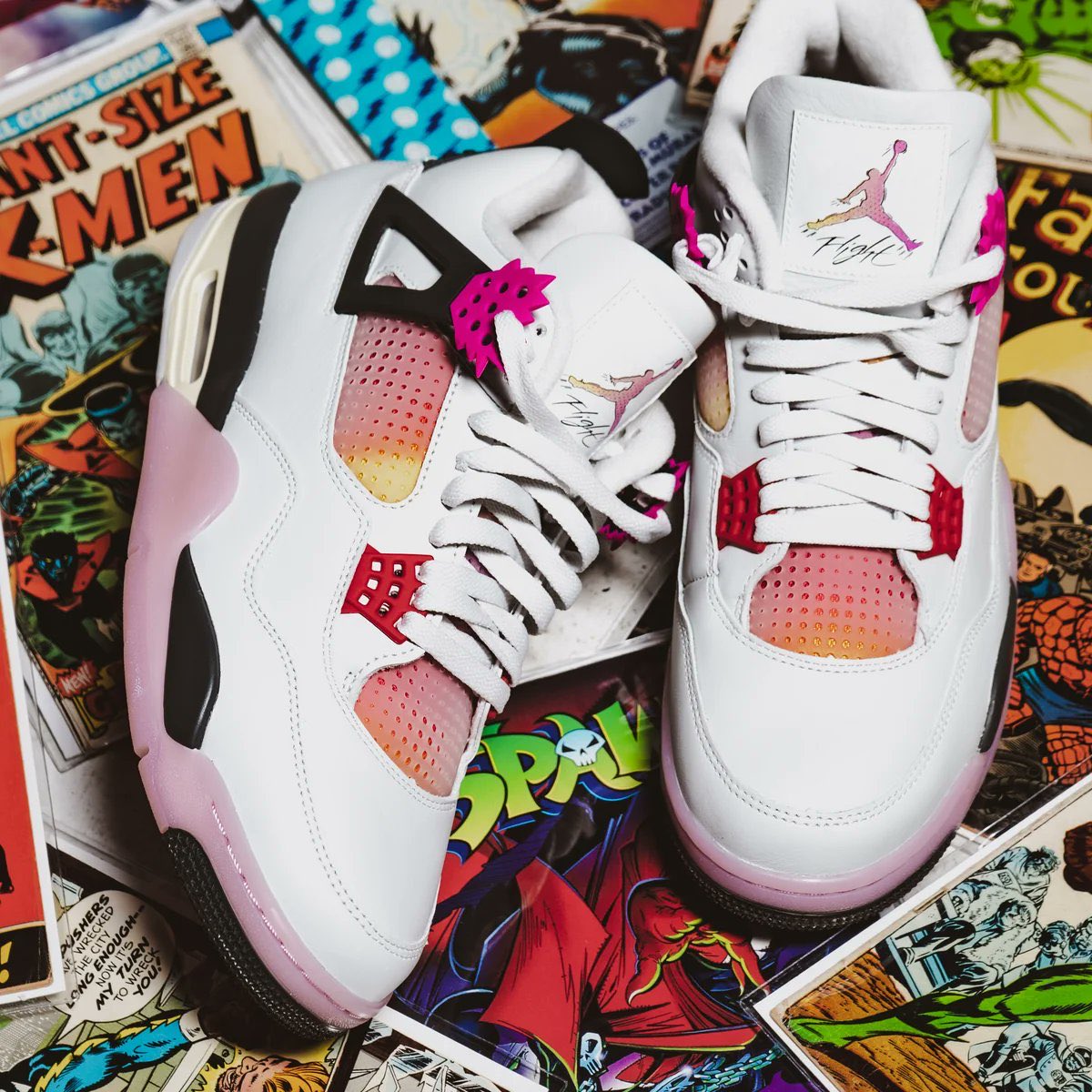 SOLELINKS's tweet photo. Ad: Air Jordan 4 Retro ‘Comic’ on sale for $172.50 + FREE shipping, use code BCK25 => https://t.co/kagQl3xnSu https://t.co/hWmxCxKJbD
