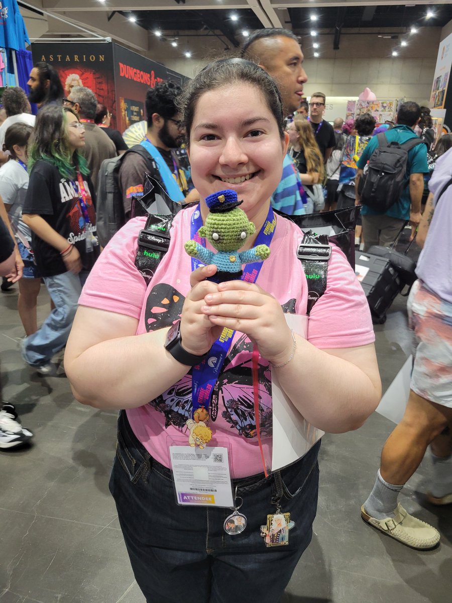 morgan_slay's tweet photo. Thanks to everyone who came out and took home a critter! Comment what you'd like to see next year! #critterdrop https://t.co/DKg8JGHRIx