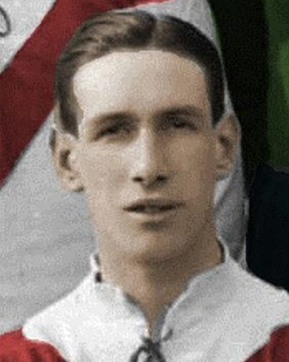 leytonorientfc's tweet photo. 110 years ago today...

Remembering Clapton Orient hero William Jonas, who was killed in Delville Wood on the Somme on July 27th 1916 ❤️

We Will Remember Them.

#LOFC #OneOrient