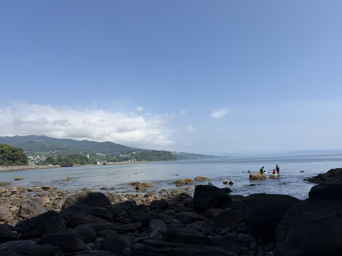 HAUOLI0227's tweet photo. 怒涛の２週間締めの真鶴琴ヶ浜で
シュノーケル🤿
前日は雷雨で行けないかなぁ😅
って思ったけど
お天気回復🎶
チョウチョウウオやデバスズメダイも
見れた😍
やっぱり雨の翌日で濁ってたから
再訪するかな❣️🚙
帰りの日帰り温泉入ろうとしたら
抽選会が有ったから引いたら当たった🌸笑 https://t.co/jyUOv5zJ3K