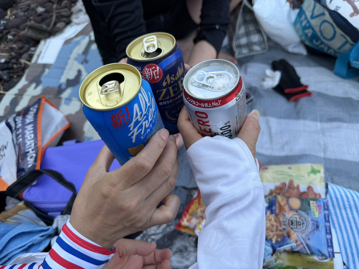 HAUOLI0227's tweet photo. 怒涛の２週間締めの真鶴琴ヶ浜で
シュノーケル🤿
前日は雷雨で行けないかなぁ😅
って思ったけど
お天気回復🎶
チョウチョウウオやデバスズメダイも
見れた😍
やっぱり雨の翌日で濁ってたから
再訪するかな❣️🚙
帰りの日帰り温泉入ろうとしたら
抽選会が有ったから引いたら当たった🌸笑 https://t.co/jyUOv5zJ3K