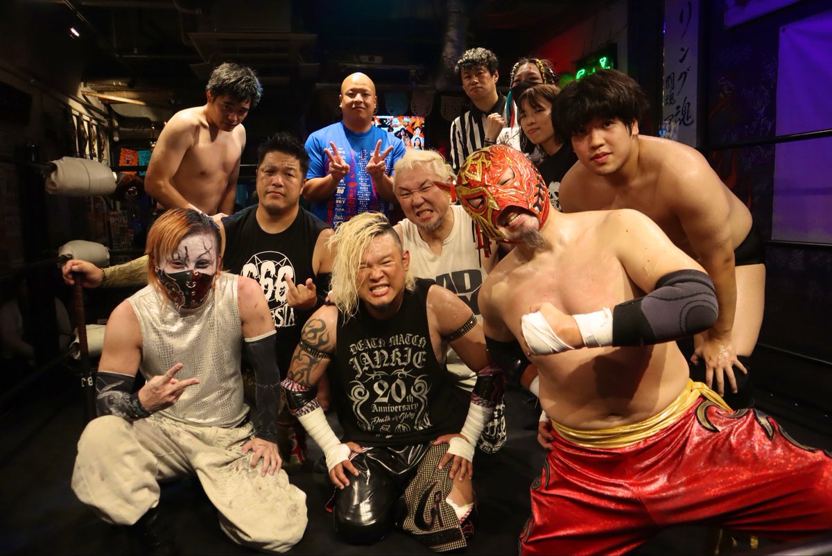 WorldBlack1031's tweet photo. Family of 52Hz 10回目でした。
川島さんがフリーになってからは、1回目でもあります。

最初にやるぞ〜！と言われてからの景色もすっかり変わりましたね。色んな意味で。

次は2026.8.8
Family or Fakeになります。
どうぞよろしくお願いいたします。 https://t.co/f3zc9i6hmz