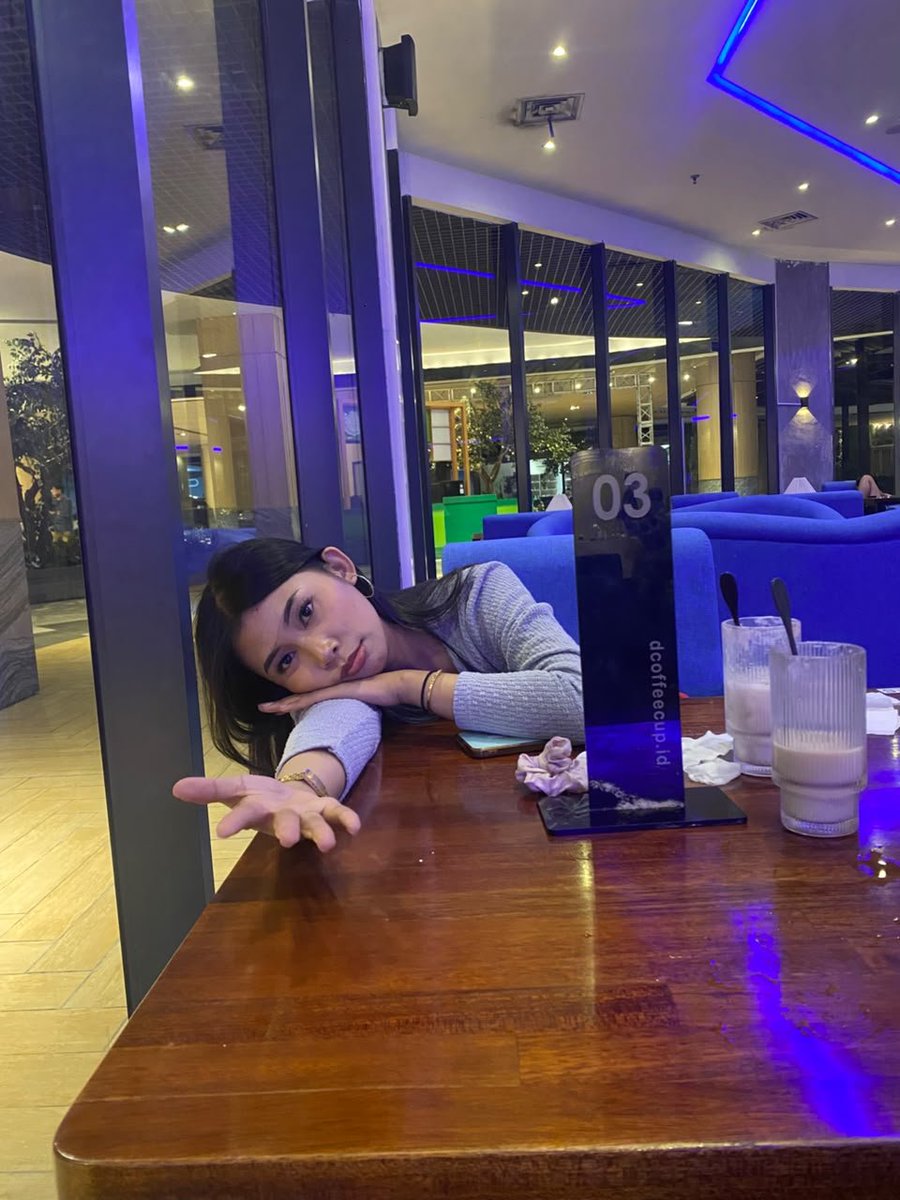 hurtenme's tweet photo. kl diliat liat aku melas jg yh🥲 https://t.co/DZ1lIBMtuc