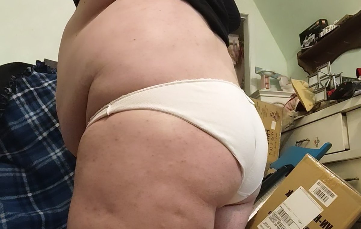 chubbyfattiee's tweet photo. Some recent pics👀 https://t.co/YzuwKL9L08