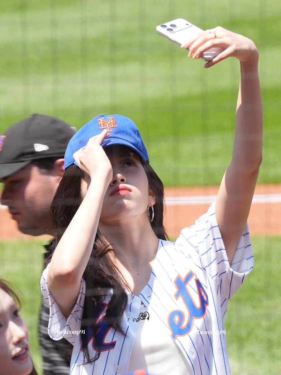 beacoup91's tweet photo. 260726  Mets💪
#anyujin #ive #안유진 #아이브 #yujin #유지니 #유진 https://t.co/GCQ7sSD0cY