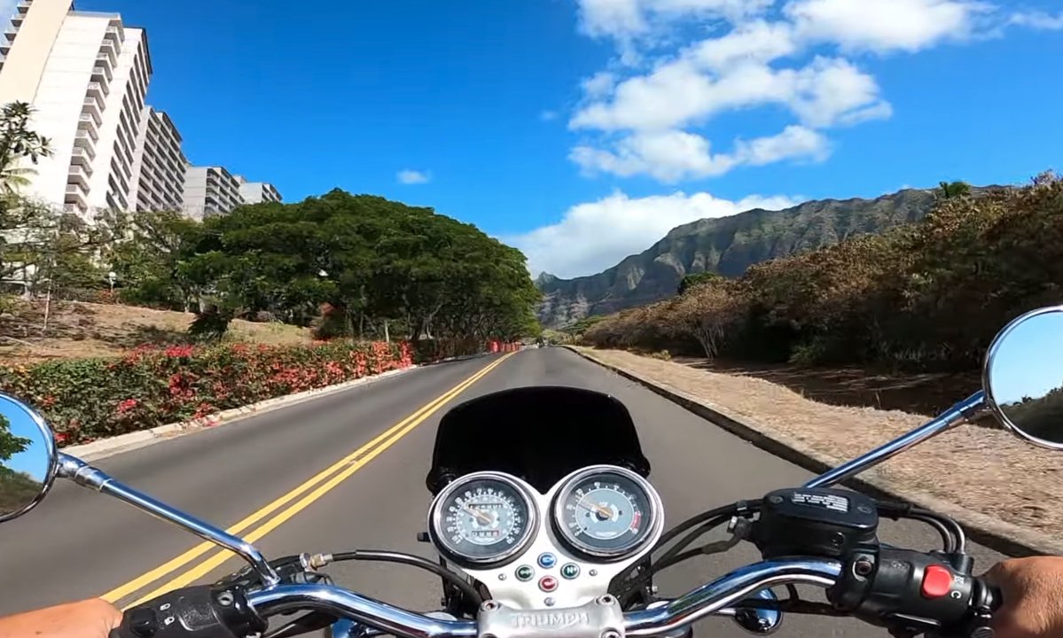 AndyBumatai's tweet photo. This area look familiar?  Probably not, it's Makaha Valley.

https://t.co/tAzoqkIkFn https://t.co/8ZsEviABYM