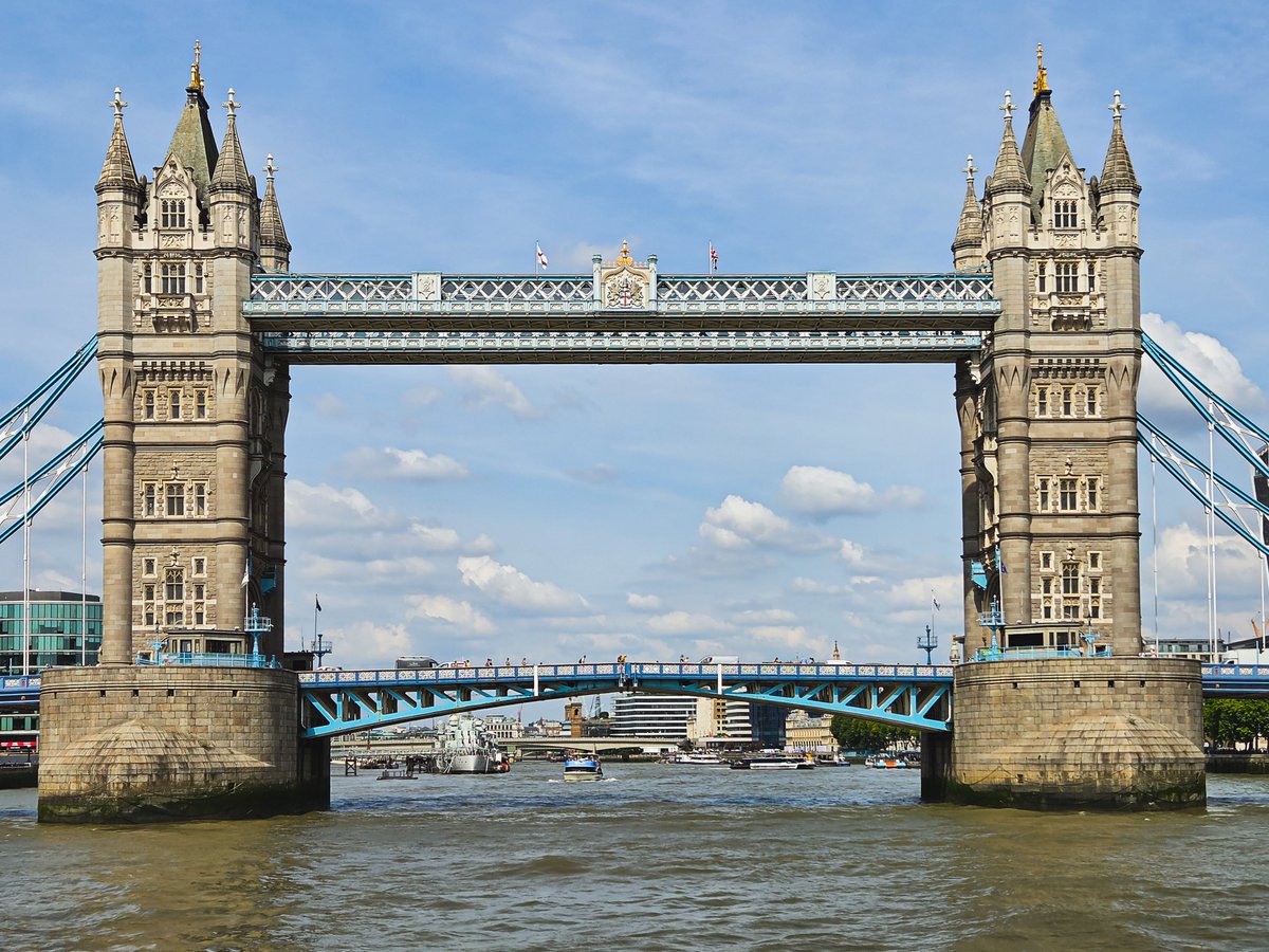 LadyTruckView's tweet photo. London from the riverside

#London #Samsungunpacked #GalaxyzFold8 #Samsungmobile #travelling https://t.co/hMTDON1o2y