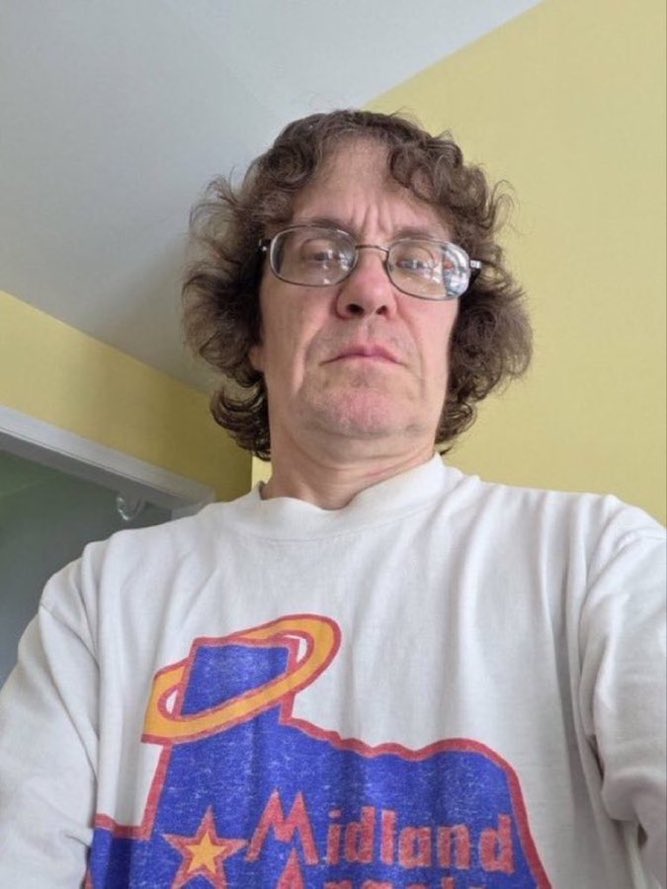khallins_Brady's tweet photo. Text me on Zangi 
4471407897
Or signal 
+1 945-392-911 https://t.co/z4QUXp2bBp
