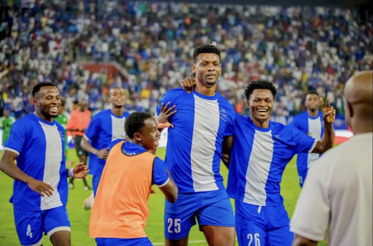 Radiotv10rwanda's tweet photo. FULL-TIME 

Rayon Sports 2-0 KVZ FC 

⚽ Junior Kameni (P) 71’
⚽ Daniel Muhoza 80’

#CECAFAKagameCup2026 https://t.co/h7yMZWFkVO