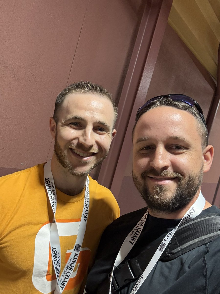 JHarvey_all's tweet photo. @GernaderJake Great to finally meet you! https://t.co/M0AR235esI