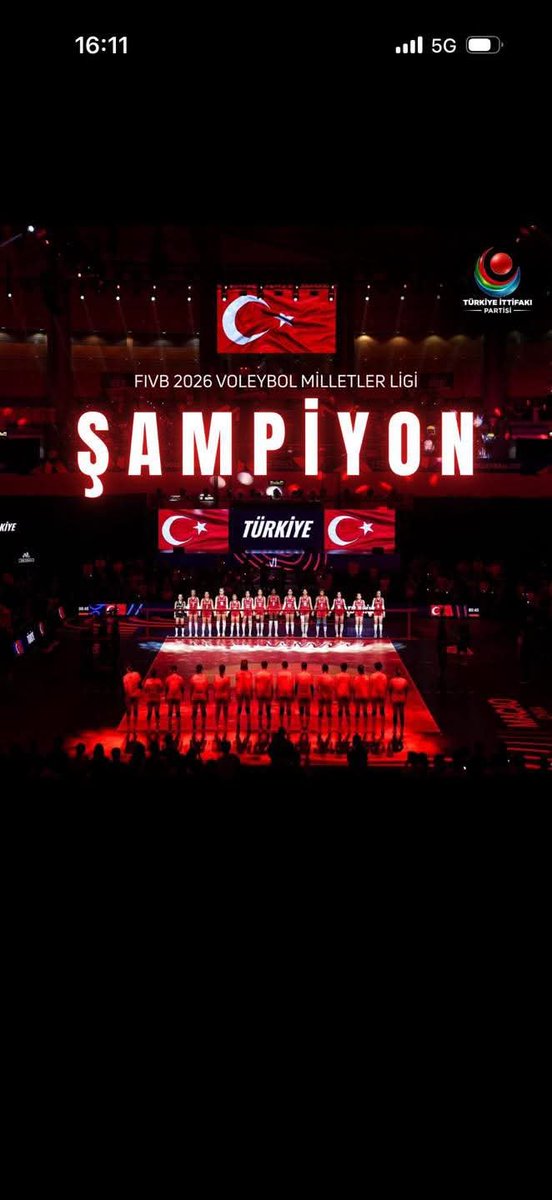 MetinAt33090848's tweet photo. Milletler Ligi finalinde Brezilya'yı 3-1 esi gönülden tebrik ediyoruz.

Türkiye İttifakı Partisi olarak, ay-yıldızlı bayrağımızı gururla dalgalandıran tüm sporcularımızın yanında olmaya ve başarılarıyla gurur duymaya devam edeceğiz.

Nice yeni zaferlere ve şampiyonluklara… 🇹🇷🏆 https://t.co/oEt32RjxGt