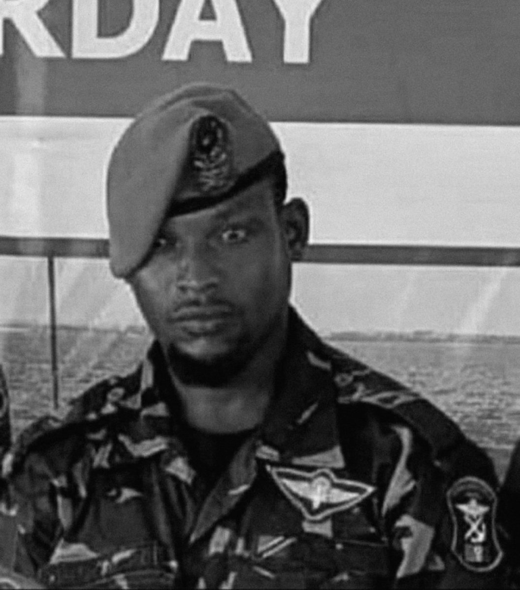 iamBandanaJr's tweet photo. Rest In Peace Mdogo Wangu Kibona😭
Mtu mwema sana...Nidhamu ya Juu Sana Soja🫡😭
#SojazSpritNeverDie#92MabeganiBawa🫡 https://t.co/7vRx948ddG