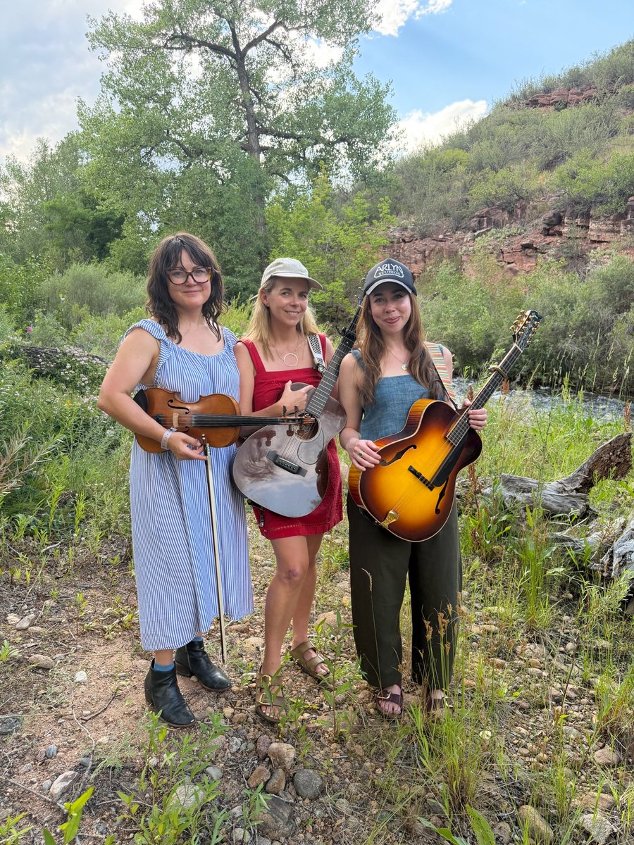 imwithherband's tweet photo. Magical times at Planet Bluegrass! ⛰️🌾🩵 https://t.co/osXmvsiJzq