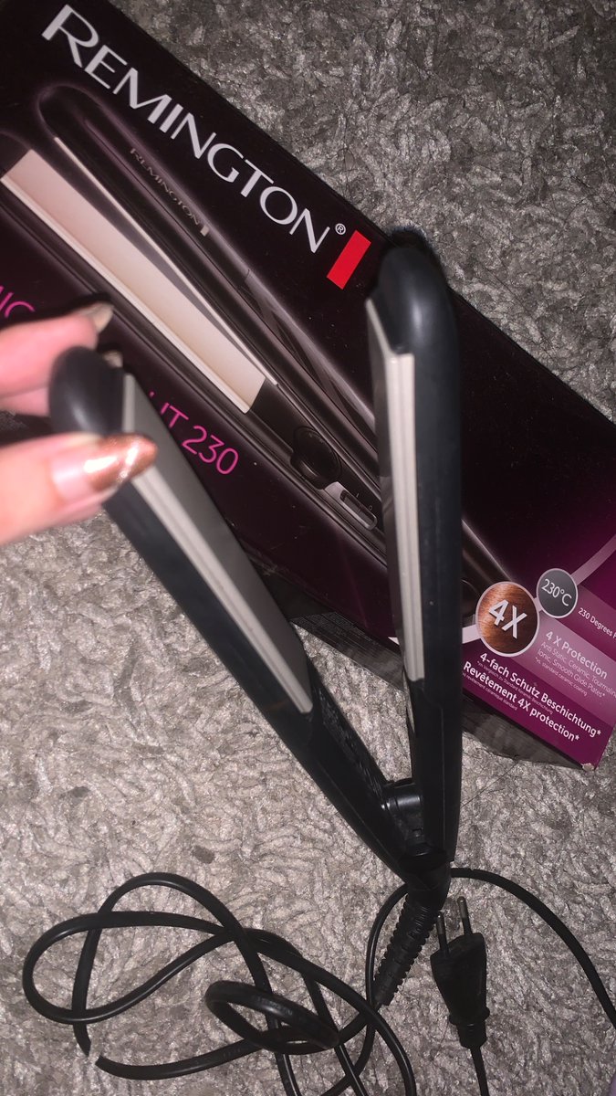 jeesceye's tweet photo. WTS - Preloved ORI Catokan Remington Ceramic Straightener Curly 230 S3500

ORI beli di Remington store, details receipt bisa chat ya
Jarang dipakai (personal used)
Lengkap dengan BOX
kondisi bagus no minus
semua tombol nyala berfungsi baik

IDR 375k (nett get freeong)
📍Tangerang https://t.co/T5wqVyJ4cp