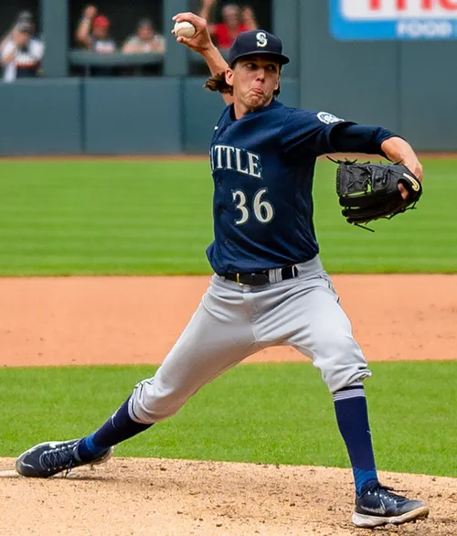 augiemanfredo's tweet photo. 🔥 AUGIE'S MLB BEST BET 🔥
⚾ Logan Gilbert OVER 17.5 Outs
Gilbert has hit this number in 5 straight starts with a 20.0 average outs Over his last 5.
One goal. Get to the 6th inning. 💰
#MLBPicks #FreeMLBPicks #MLBSportsBetting #MLBPredictions https://t.co/gdnQvtzsJ5