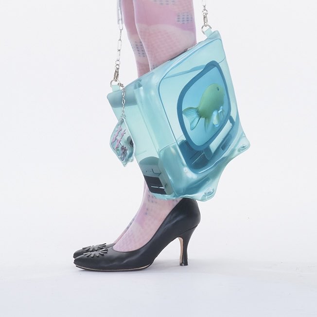 enlautomne's tweet photo. #Ever2Late Shoe and Legging Detail https://t.co/x2oUNoUEp8
