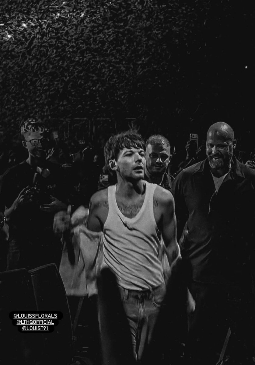 t91loupics's tweet photo. JUST LOUIS TOMLINSON! https://t.co/ows0AescxV