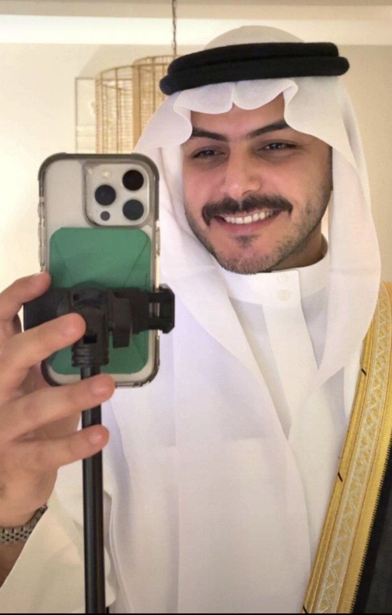 Sh4__41's tweet photo. ومن مثل بن حثلين🤍

#سلطان_بن_نايف https://t.co/rTv1FhTlZC
