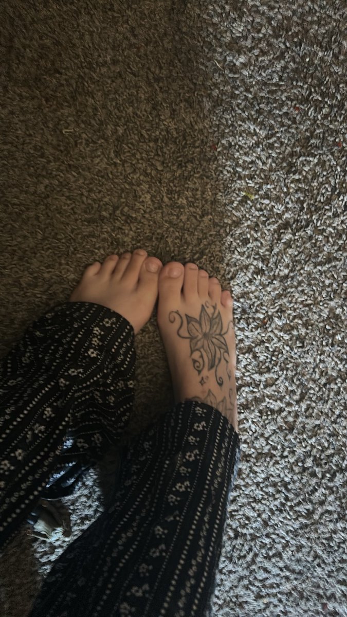 NeneWooskii's tweet photo. Selling for 10$ only take Cash App or chime https://t.co/qWAEzD488G