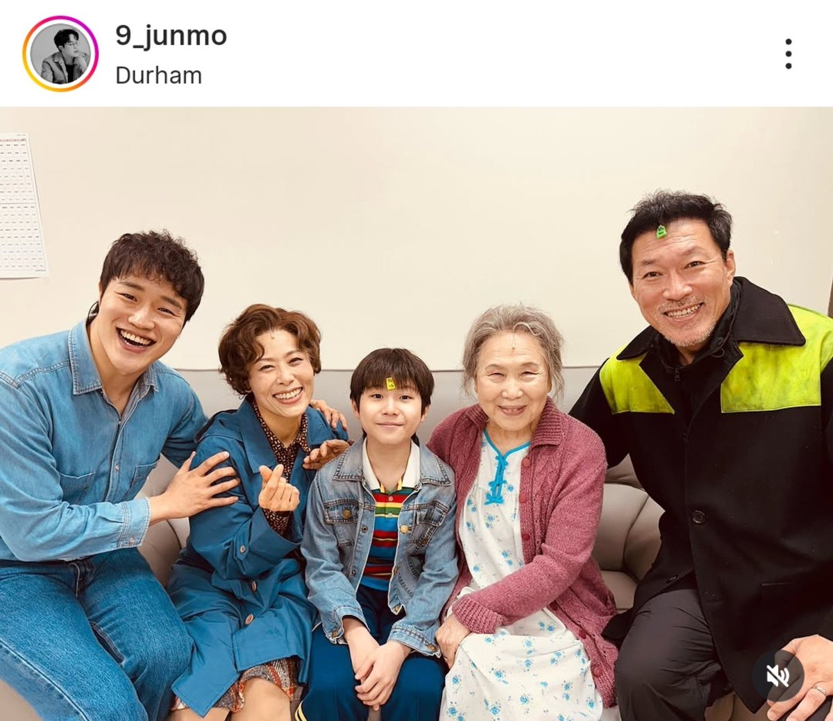 h_tyu0113's tweet photo. 내내 위치 더럼으로 줬으면서
찌후만 안성 ㅋㅋㅋㅋㅋㅋ

근데 진짜 고마워여 .. 
덕분에 가족사진들 볼 수 있게 해줘서 ㅠㅠ https://t.co/ofSH40oYWO