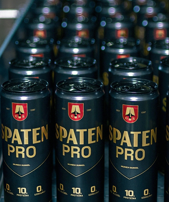 republiqueBRA's tweet photo. 💪🏻 🍻 Ambev anuncia o lançamento da Spaten Pro, cerveja sem álcool com 10 gramas de proteína. https://t.co/57Ta8lmLnu