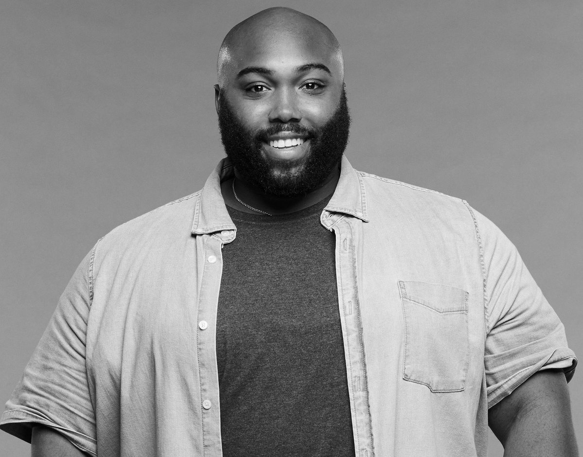 mbassettbush's tweet photo. with lyric winning the veto, she officially joins the list of nepo babies who have won competitions in big brother! 

derek frazier is also a nepo baby but he has 0 comp wins #bb28 https://t.co/g9g4riyueE