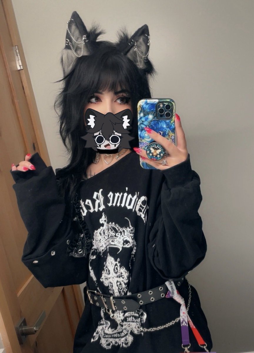 Karousel ⛓️🎪 ➺ OFFKAI tweet media