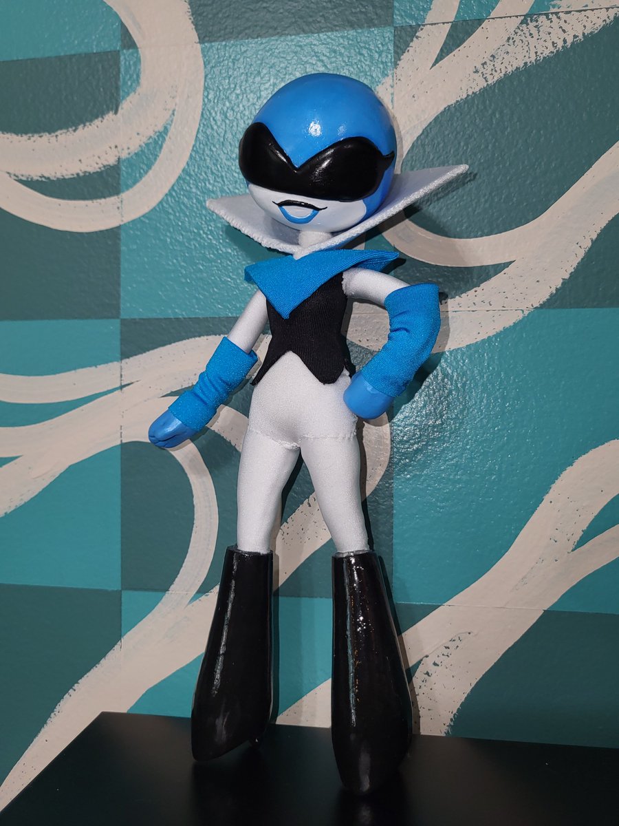 strangegutz's tweet photo. Little Menaces - Queen (Deltarune)
Set of OOAK handmade art dolls https://t.co/3qRka3e80y
