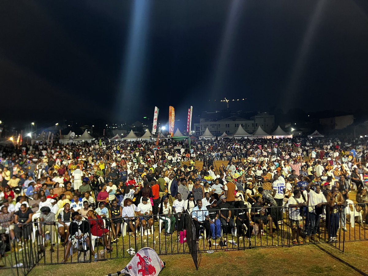 BakigaNation's tweet photo. Packed. Proud. Unforgettable. #RukundoEgumehoAt10
#BakigaNation https://t.co/x4uPOjiI8m