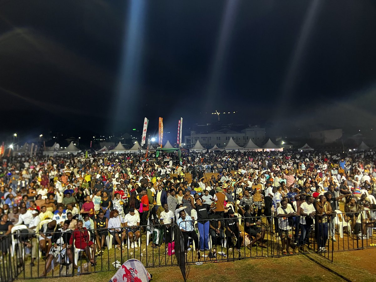 BakigaNation's tweet photo. Packed. Proud. Unforgettable. #RukundoEgumehoAt10
#BakigaNation https://t.co/x4uPOjiI8m