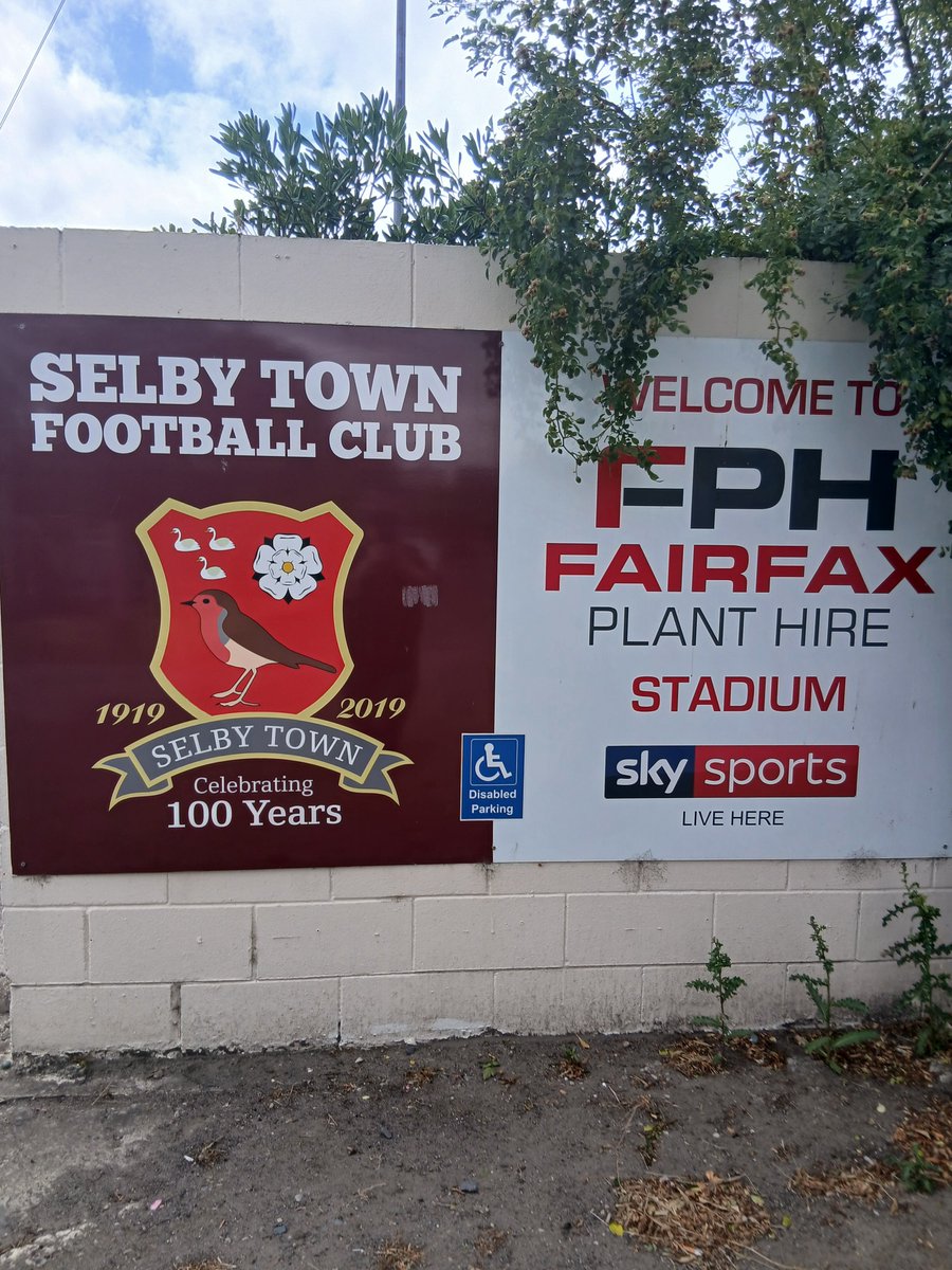 robsoncol21's tweet photo. Yesterday's lil ride out to @SelbyTown_FC. Friendly folk at the ground and I enjoyed the visit 😁👍 https://t.co/a2WFwzdyyy