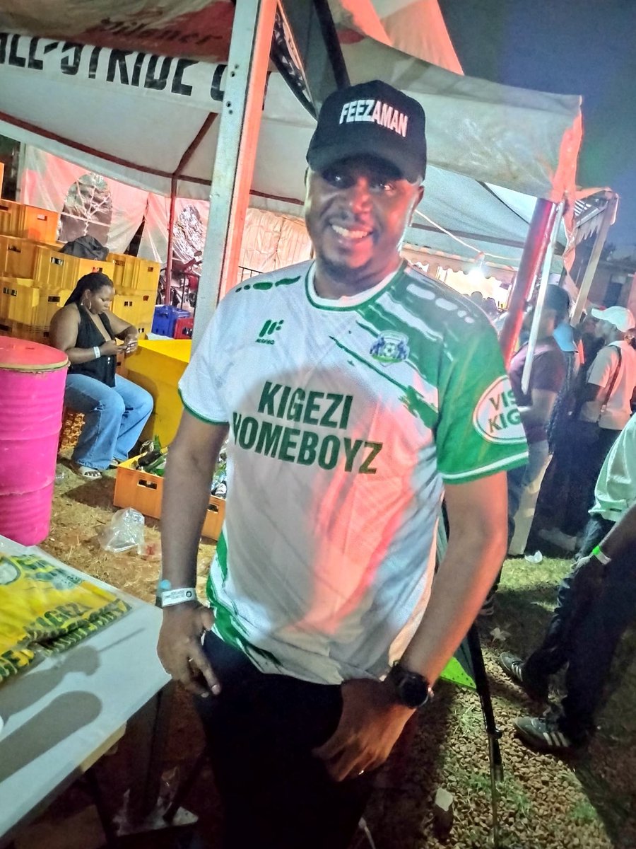 KafeezaA's tweet photo. Went for Bakiga Nation to specifically get my Kigezi home boys kit………set for the season now….💪🏿..Visit Kigezi https://t.co/bk0OhnCLgY