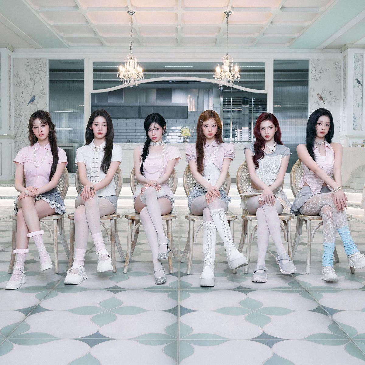TOP100KPOP's tweet photo. 🚨 WHO IS YOUR BABYMONSTER BIAS?

#1 AHYEON 98.81%
#2 RAMI 0.42%
#3 PHARITA 0.17%
#4 ASA 0.16%
#5 CHIQUITA 0.15%
#6 RUKA 0.15%
#7 RORA 0.14%

👉 VOTE: https://t.co/7FZFzvdgTt https://t.co/EBcwmK4zUa