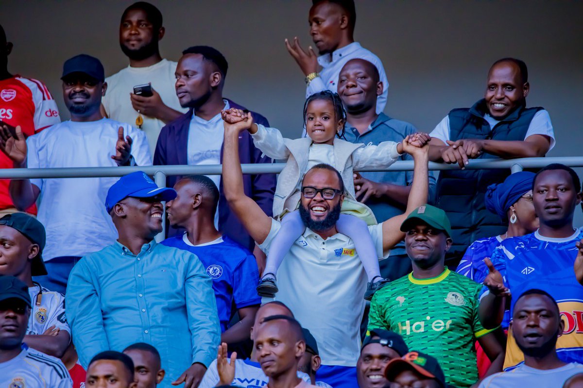 rigogaruth's tweet photo. Ikipe ya #RayonSports itangiye neza irushanwa rya #CECAFAKagameCup2026 itsinda ikipe ya KVZ ibitego 2-0 bya Junior Kameni kuri penariti na Muhoza Daniel. https://t.co/icUTcCDzBr