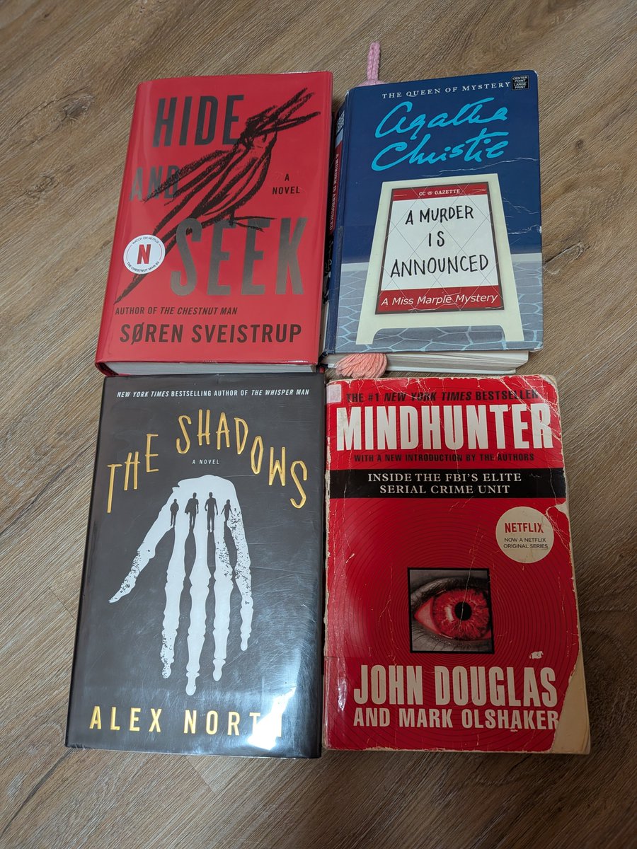 elainecristinax's tweet photo. My latest reads. 
What are yours?
#writingcommunity
#booklover https://t.co/oQ96bUJ2a3