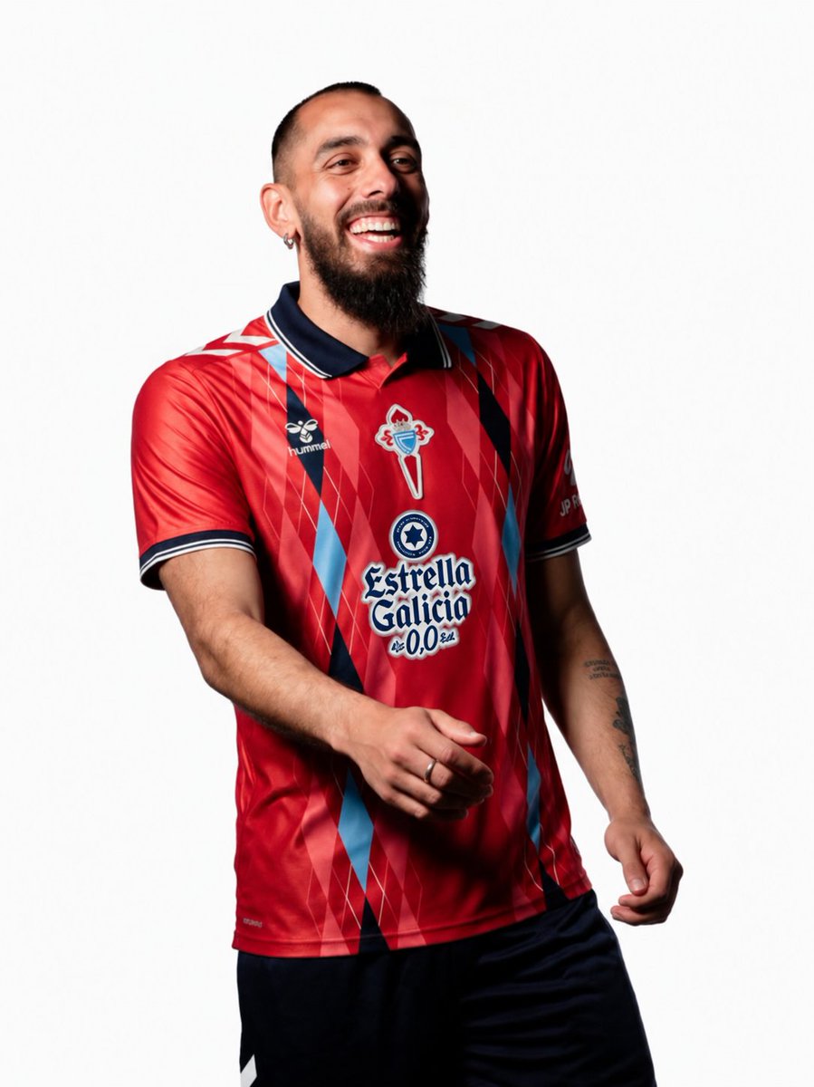 val_pedro13's tweet photo. @RCCelta @hummelspain @hummel1923 De verdade que non era tan complicado https://t.co/Tt0C2SfQDJ