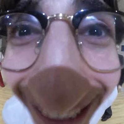 qqoutcontext tweet picture