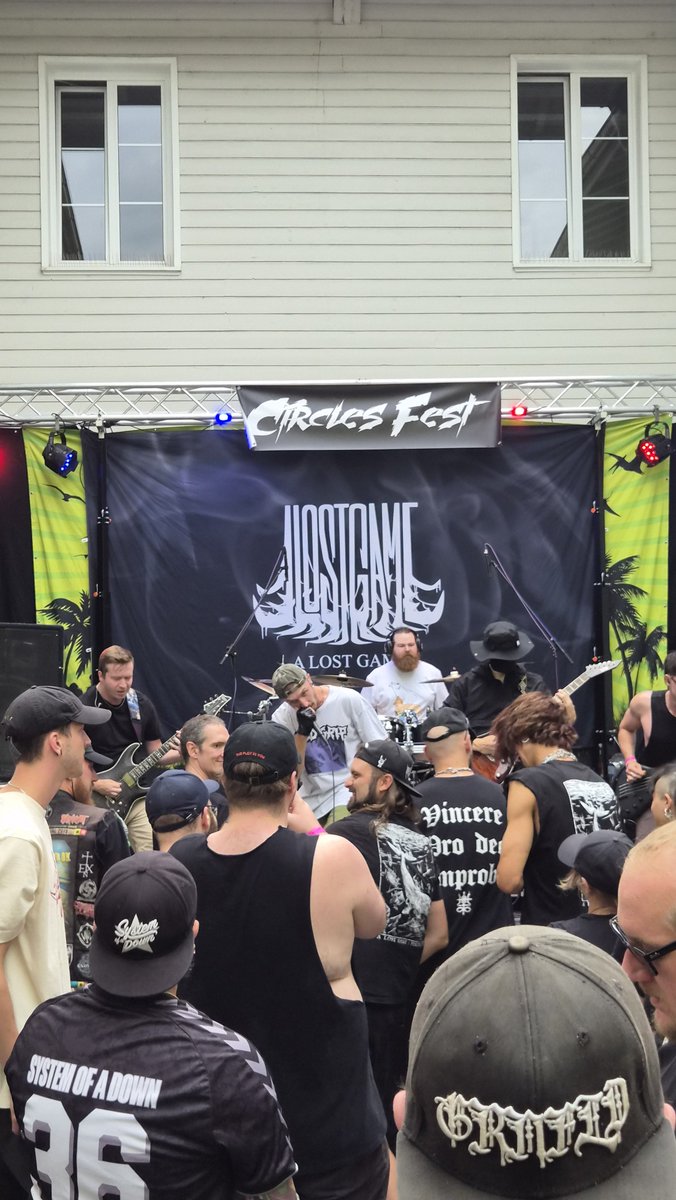 VroniRubin's tweet photo. Yesterday's #CircleFest in #Baar
presented by #Götterbrauerei
#Beer #Friends #Music #Metal https://t.co/rb1LZdxQPS