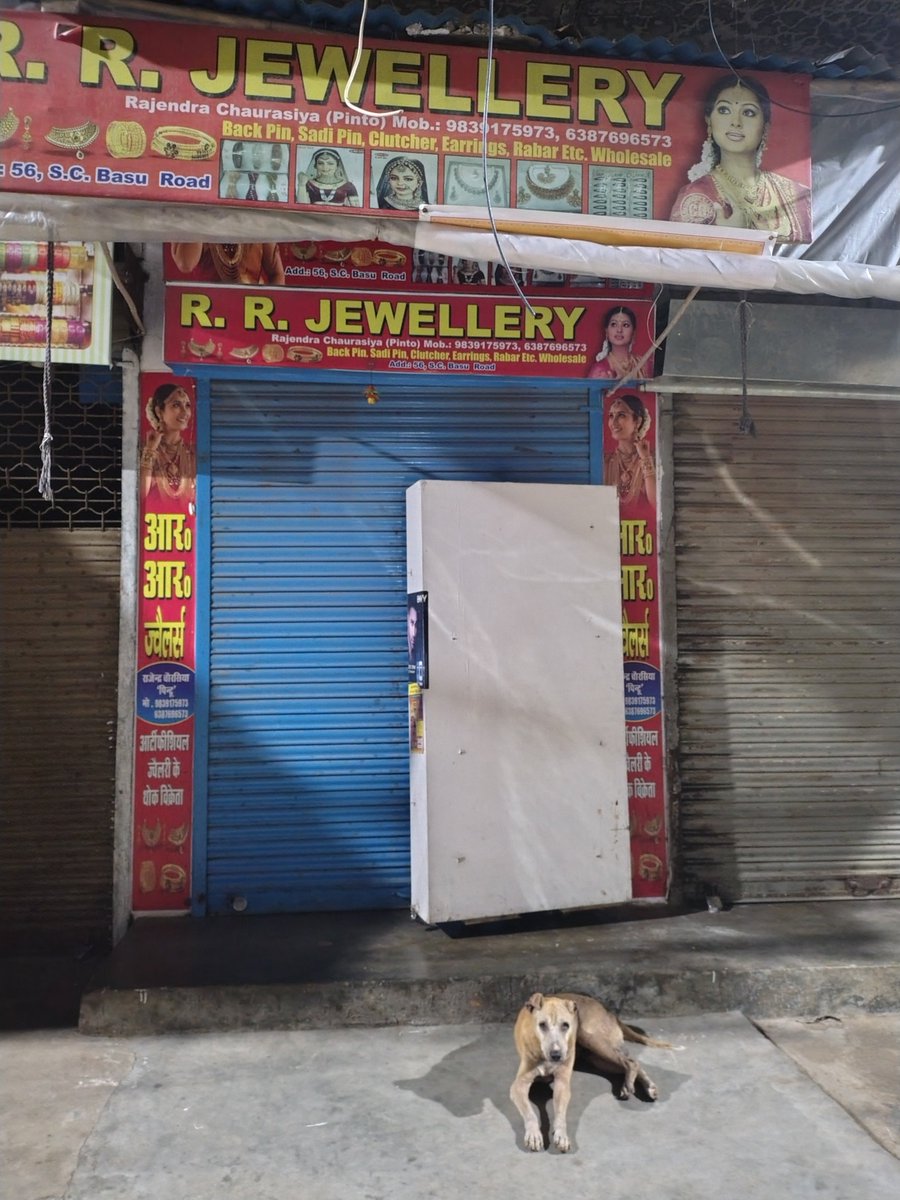 Manu41257479's tweet photo. @GST_Council @gsthelpline @UPGovt @CMOfficeUP @myogiadityanath @myogioffice @cbic_india 
Kindly investigate my complaint (Docket No. 9801513). The shop allegedly does not issue bills/receipts to customers. Please verify the matter and take appropriate action as per law . https://t.co/vIb6gE9cEX