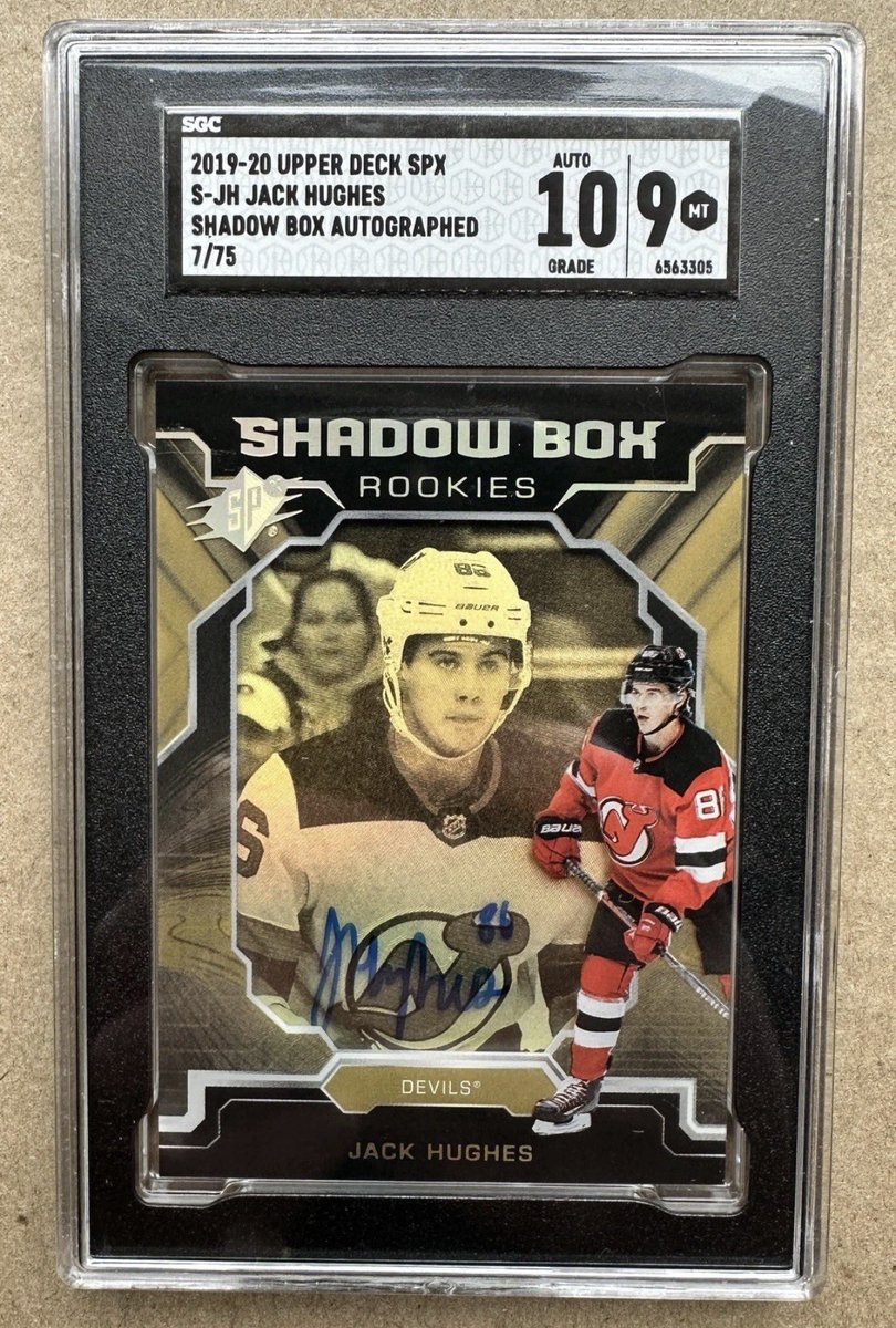 daowlcoholic's tweet photo. Jack Hughes 2019-20 SPx Shadow Box Rookies /75 SGC9

$265 🇺🇸 shipped https://t.co/X6CmXwd0Sf