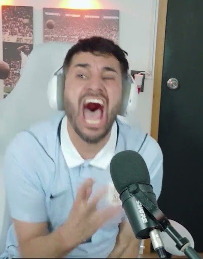 Davidkineo's tweet photo. @Fabriuruguayo Ay el gol que se come Muslera otra vez! Mirá el gol que se come Muslera! MIRÁ EL GOL QUE SE COME MUSLERA!

MUSLERAAAAAAAA!
MUSLERAAAAAAAA!
MUSLERAAAAAAAA!

ME TENÉS PODRIDOOOOOO! SALÍ HERMANOOOOO!

Andá a cagar este tipo hermano... NO TENEMOS ARQUERO! https://t.co/eK01w04T1x
