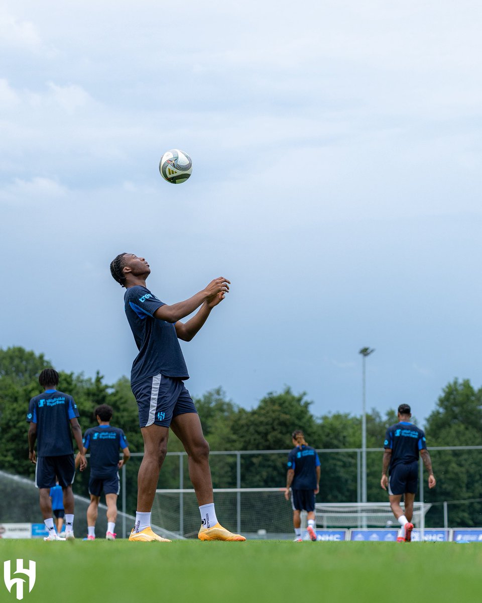 Alhilal_EN's tweet photo. ⚽️🔝 https://t.co/zqtYIVR7dt
