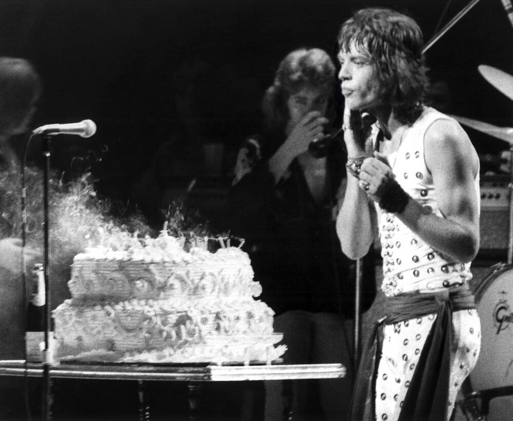 mojogurus's tweet photo. Happy Birthday Mick Jagger! https://t.co/sktViWeRHs