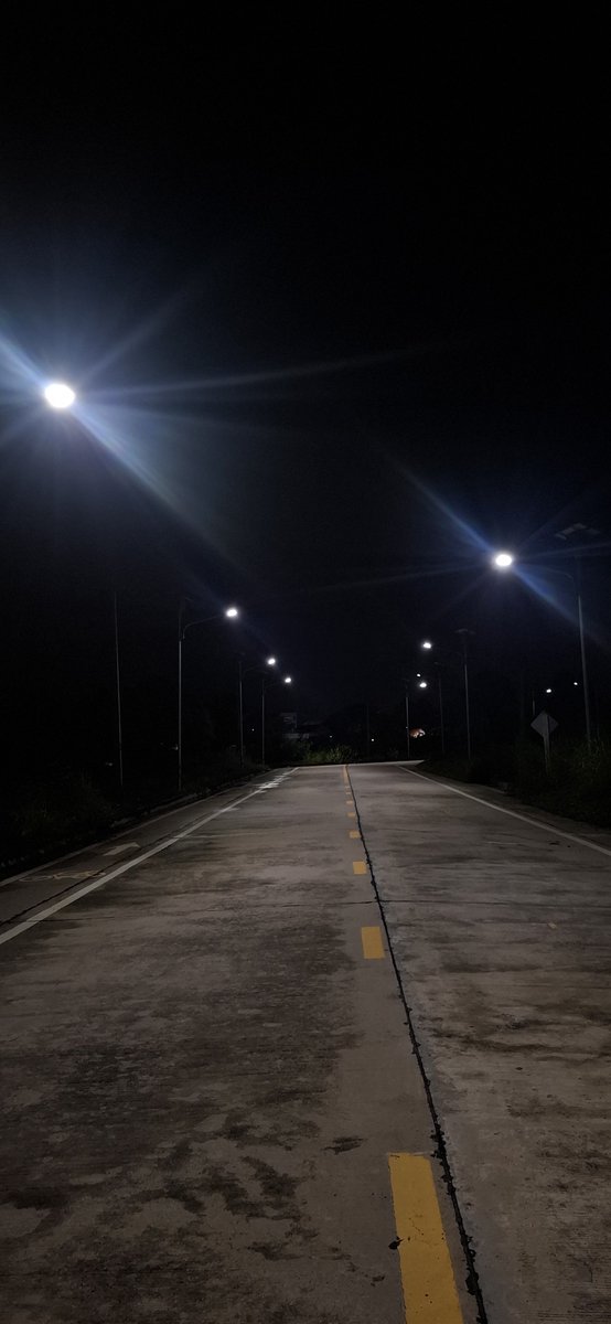 PPpon01's tweet photo. ที่ไหนน้าาา ไม่เคยเจอ้ลยยย #ปราจีนบุรี #นครนายก https://t.co/WadICxGdHE
