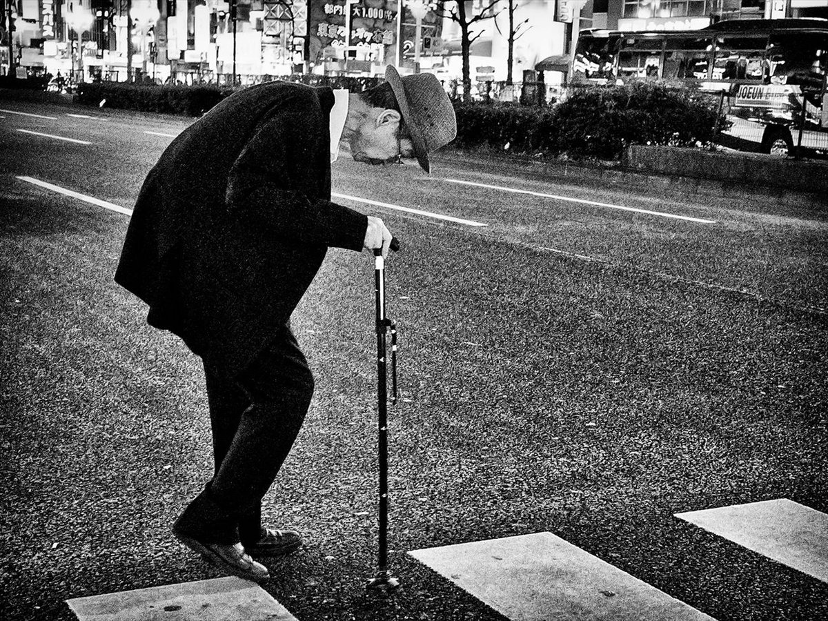 AgleQR's tweet photo. 岩男 直樹 @Iwaomon Iwao Naoki
(A: I was thinking of Abbey Road 57 years later!) https://t.co/QjdwR7bZmZ